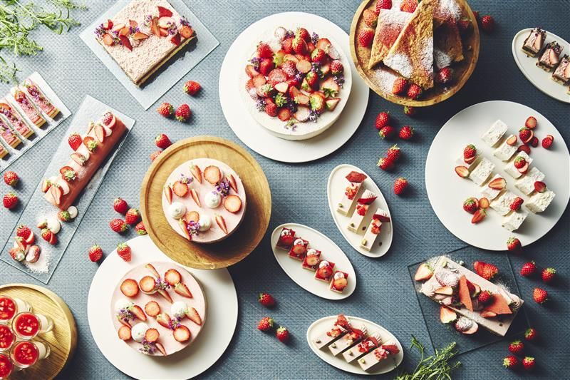 【Weekends & Holidays】Lunch & Sweets Buffet – Strawberry Sweet