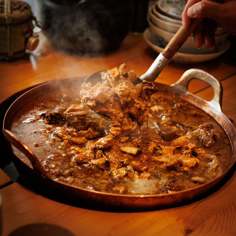 Reservations required by 5:30 PM! Quick banquet course