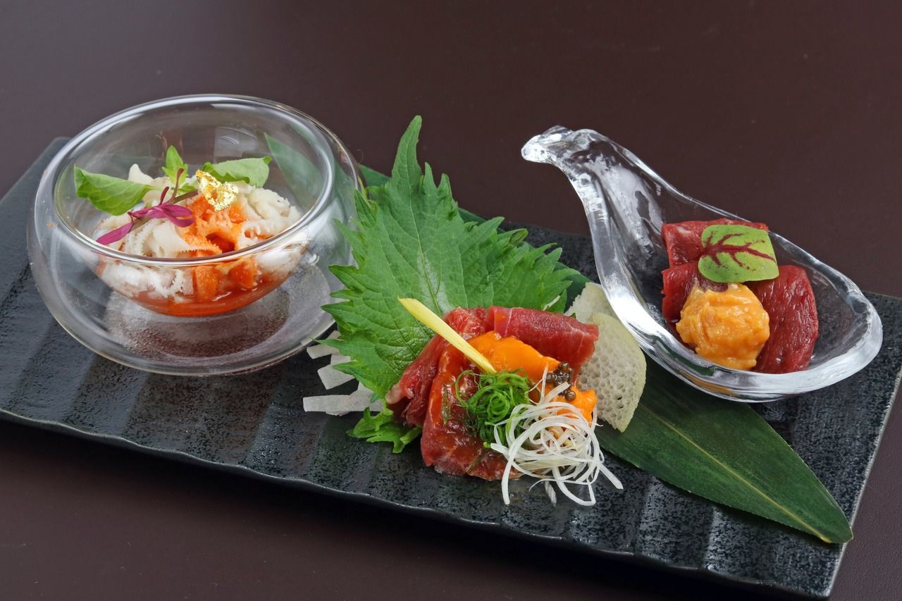 [Luxurious "raw" meat course] A luxurious course that uses plenty of raw meat such as Kobe beef