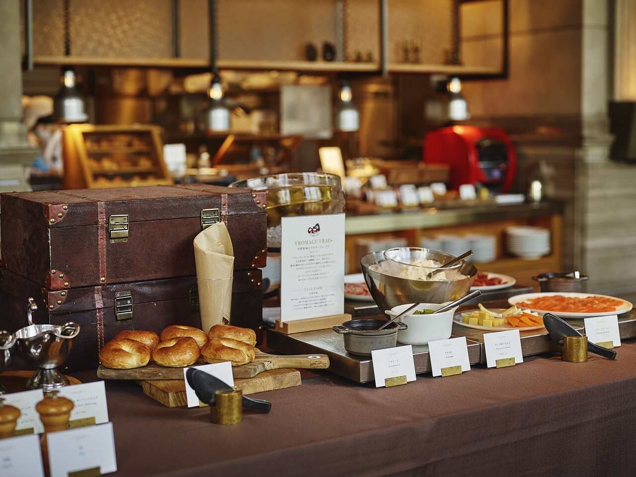 【下午1:30后在线预订享八折优惠 | 午餐自助餐】东方午餐自助餐 <仅限指定日期供应>