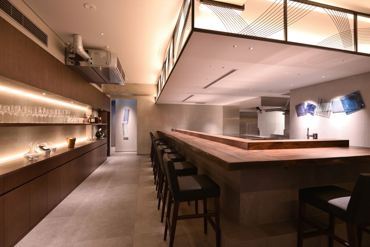 [Premium Dinner Course] (Counter seating)