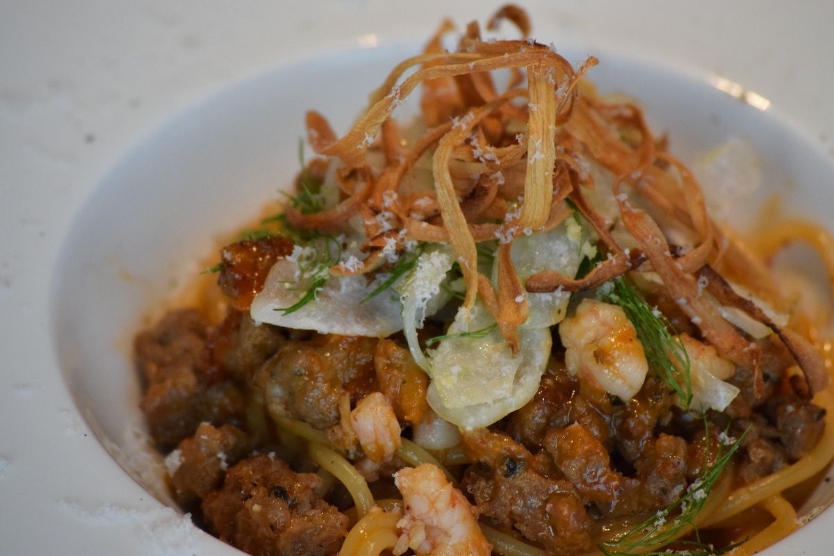 Lunch buffet with a choice of main dish (pasta) [April and May weekdays]