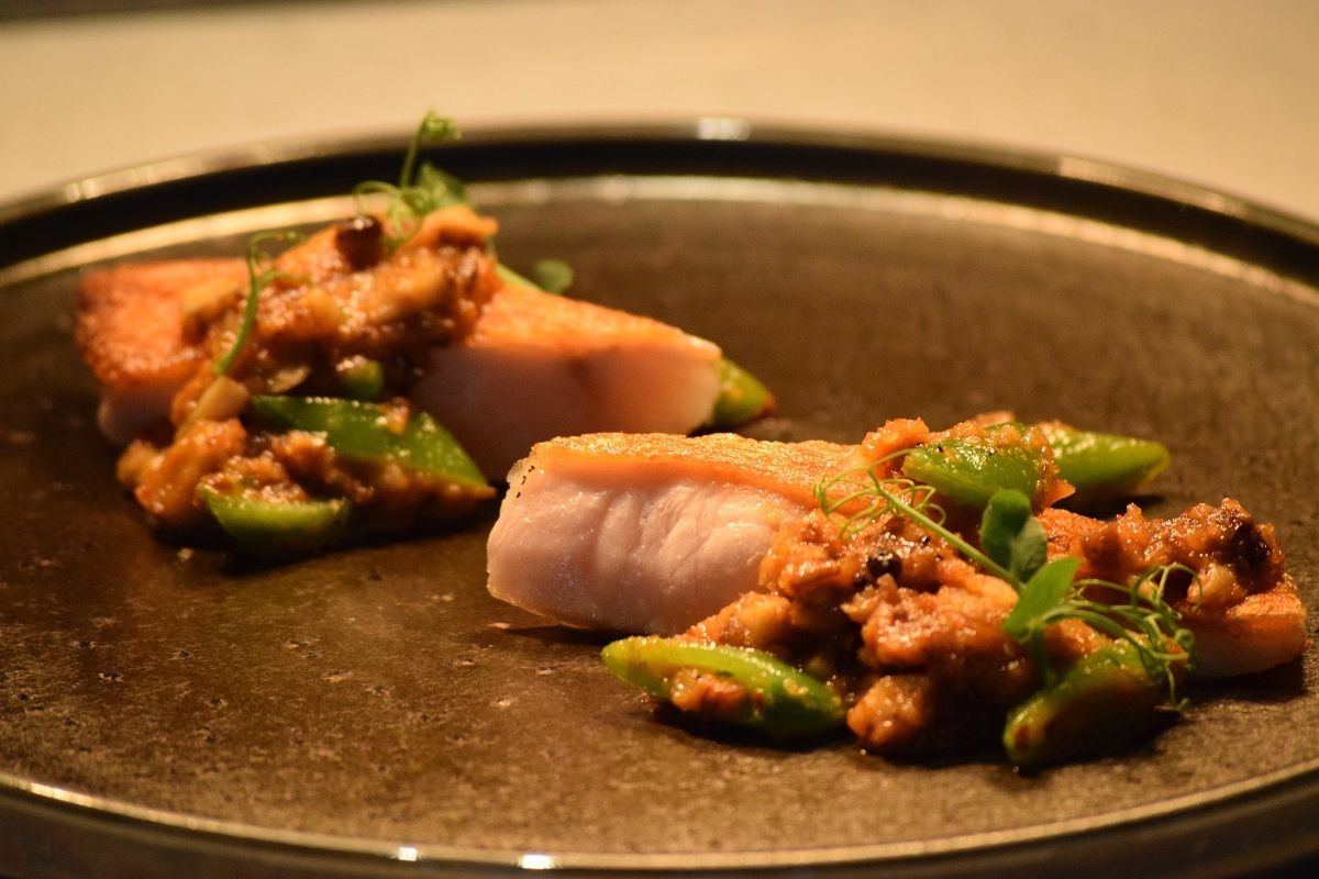 選べるメイン付きランチブッフェ【4月・5月 平日】