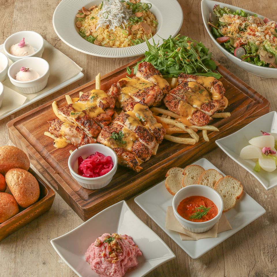 3/2～《DEN表参道の歓送迎会カジュアルプラン‼》季節の前菜3種や料理長お勧めお肉料理など全5品【2時間飲み放題付き】お一人様5,000円