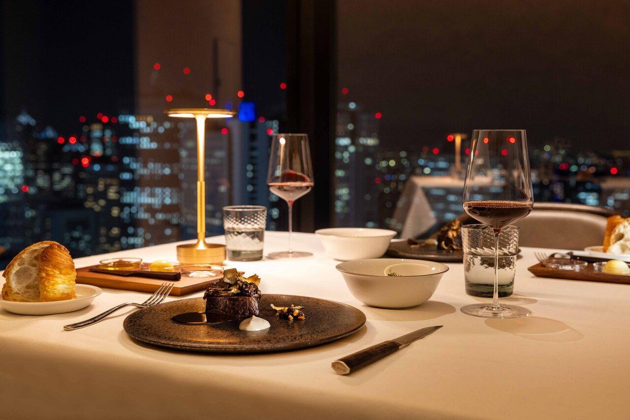 [GW (Golden Week) 4/25-5/10 Limited] Dinner Course TSUKI + Choice of 2 drinks (70ml each)