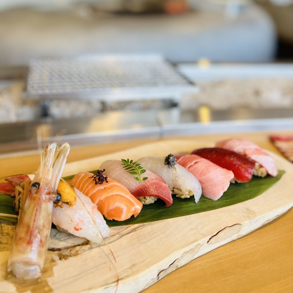 お昼のお食事◆生干の干物食べ尽くし◆前菜からマグロ・生干の白身ネタ食べ比べ寿司、干物逸品、デザートまで堪能できるプラン。大切な方とのお食事に♪