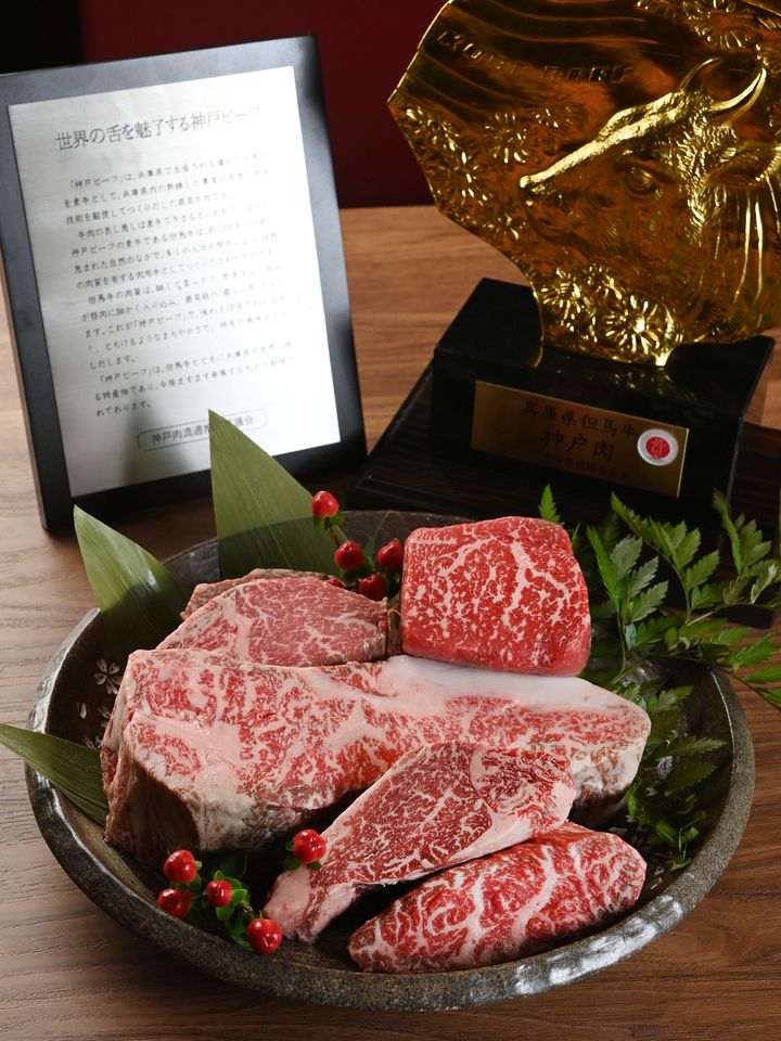 Desfrute de um momento com a pessoa amada em um quarto privativo.