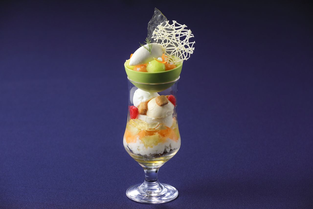 [May] Grindelwald Parfait ~Douce Melon~ (with coffee or tea) - Available for online reservations only.