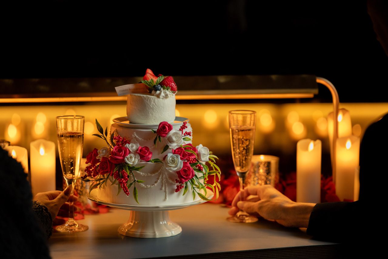 [Luxury Anniversary Course] Perfect for proposals, special anniversaries, and celebrations.