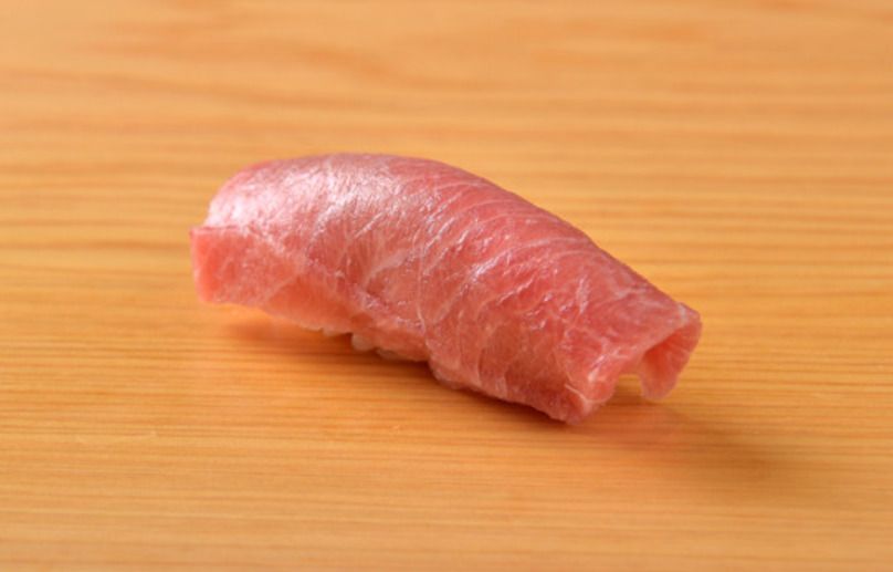 Seasonal Omakase of Nigiri and Delicacies by Chef Daigo Sakai　Dinner③　¥44,000+ (tax included)