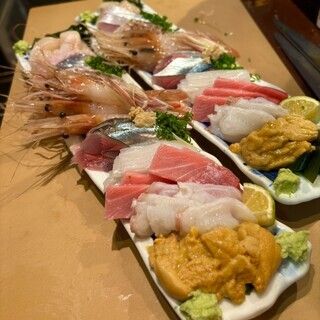 Advance reservation discount [Most popular] Carefully selected local fish and seasonal delicacies. Totoyamichi’s essence: a 10-item set
