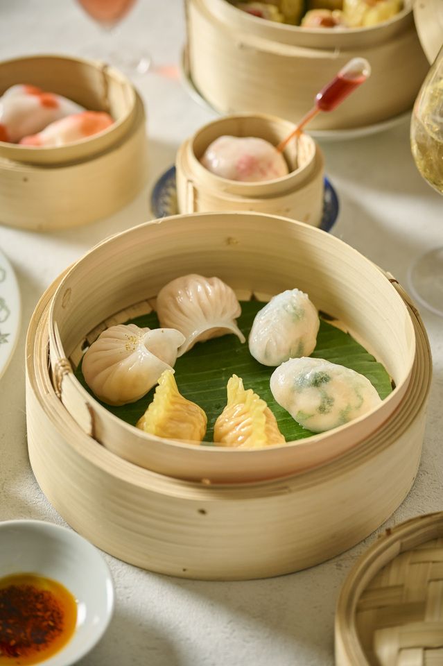 Weekend Lunch: Dim Sum Course at 9,900 yen 
