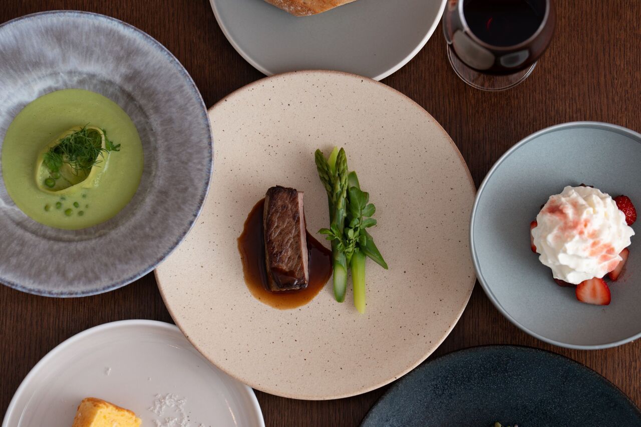 7/17 onwards: [Dinner] A casual 5-course dinner set + free-flow sparkling wine (3 hours)