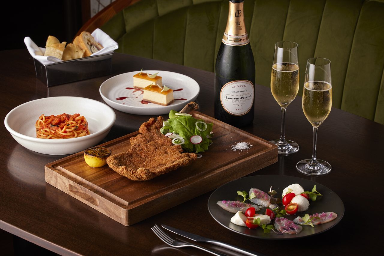 【terrace dolce vita champagne free flow】