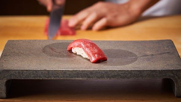 SUSHI TAKÉ HACHIMAN