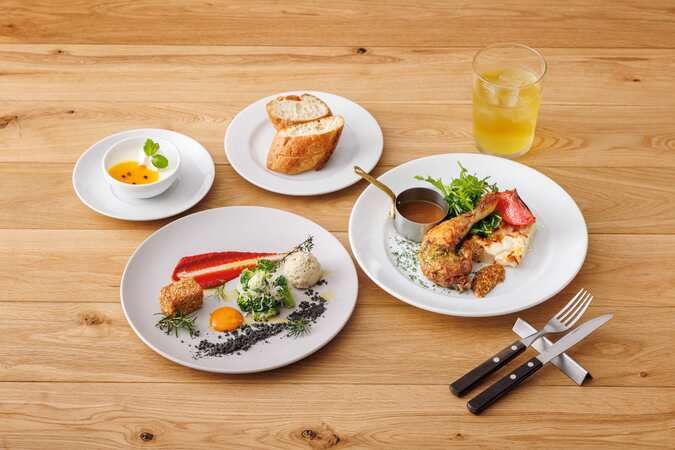 100本のスプーン 東京都現代美術館