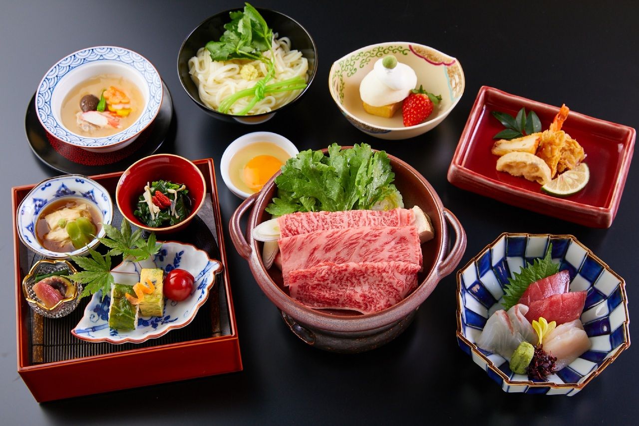 旬魚のお造りと黒毛和牛塩角煮会席　9,350円