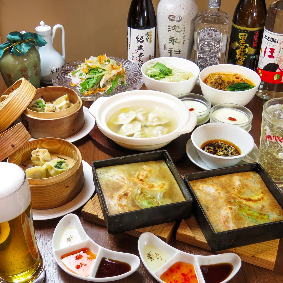 【餃子堪能コース】 餃子9種類+料理3品会話の弾むコース！│【歓送迎会/宴会/二次回/パーティ】※要前日までに予約
