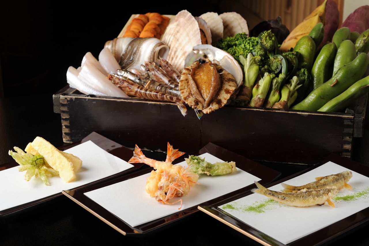 한정 봉사 「백복」