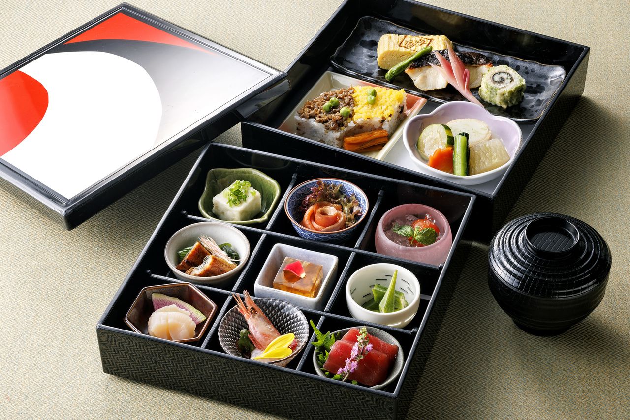 季節の二段重