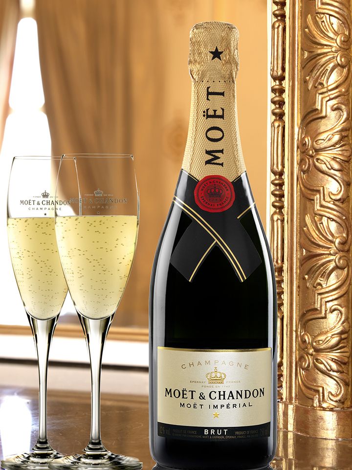 Champagne "Moet & Chandon Moet Imperial" 90 minutes all-you-can-drink