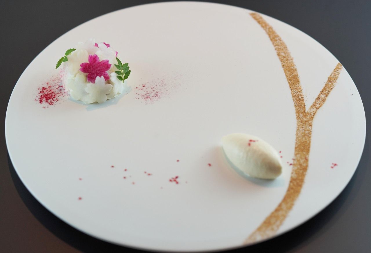 13,000 yen French～Rouge～