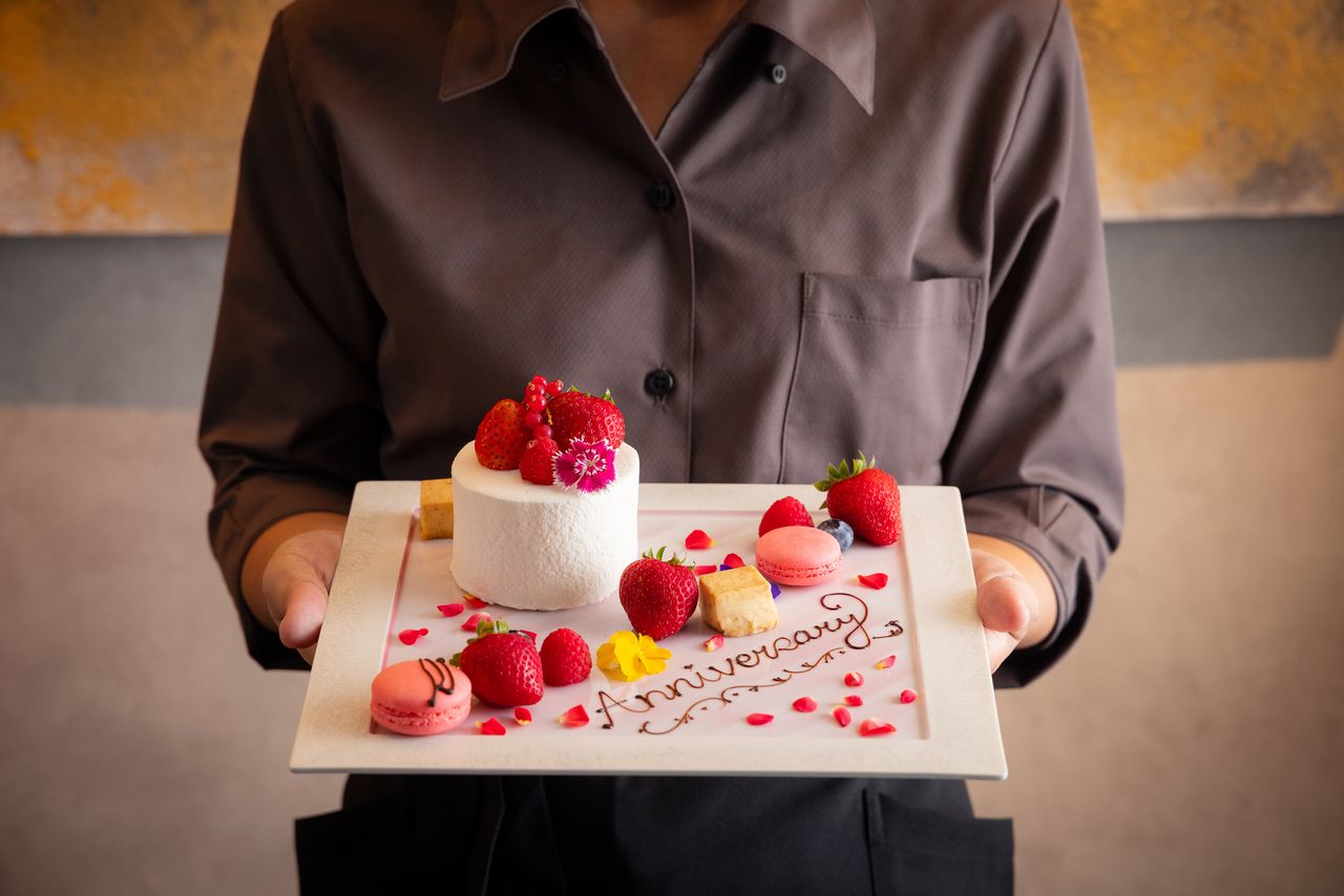 WEB予約限定15％OFF★大切な記念日に！ANNIVERSARY PLATE 