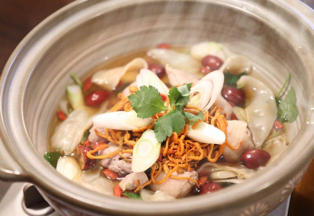 Reservation fee - Non-refundable