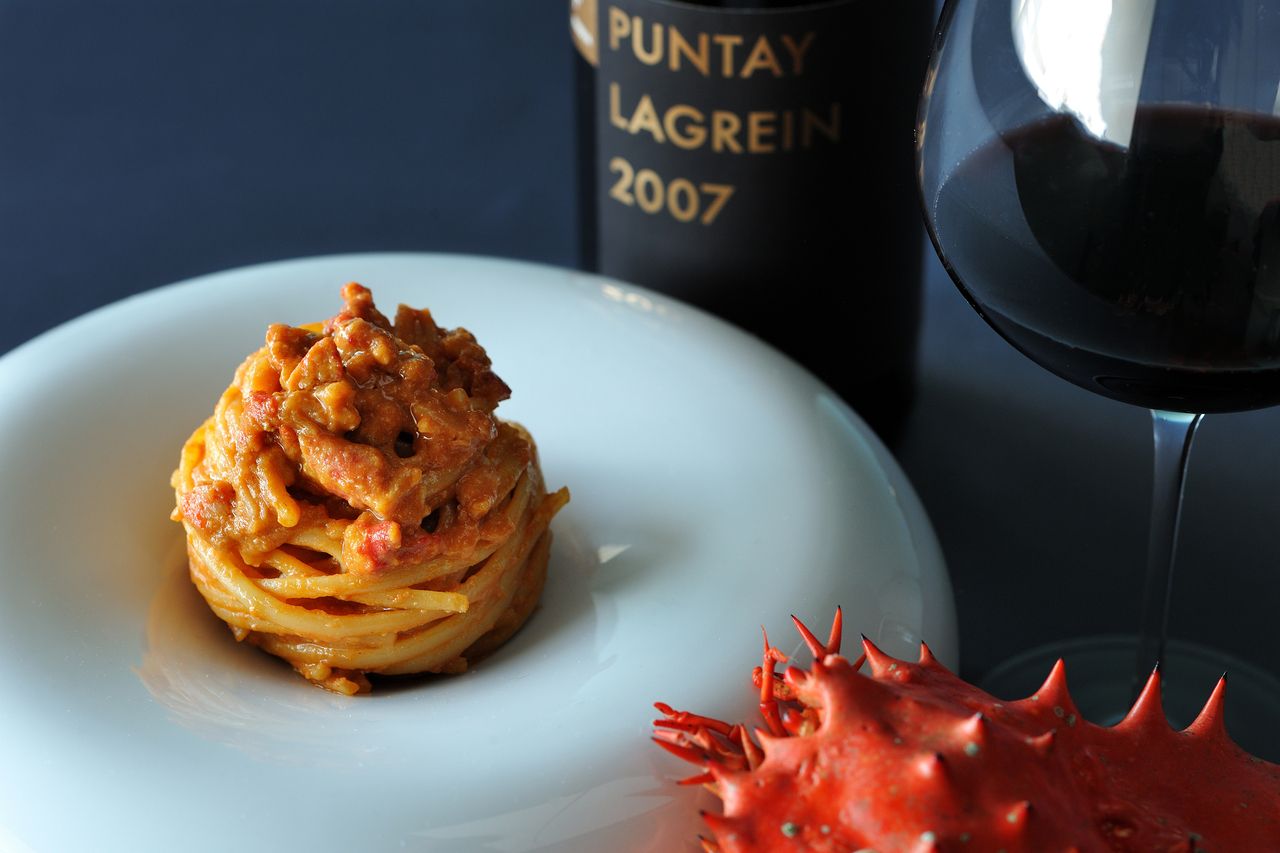 Winter-only "Crab" seasonal dinner course