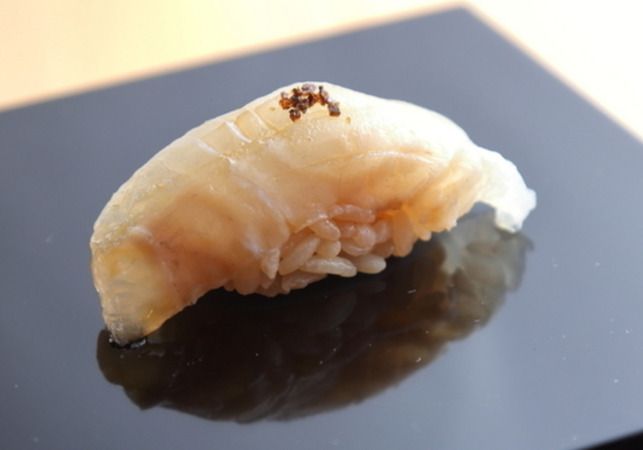 오마카세 요리 코스 10,000엔! (삼키기)