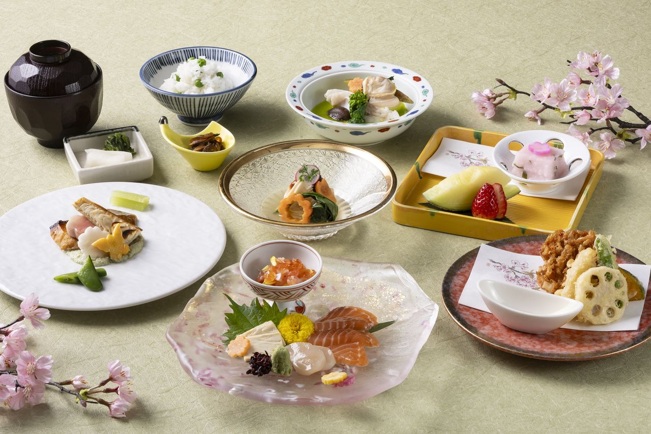 (Private room) Lake Biwa seasonal kaiseki course