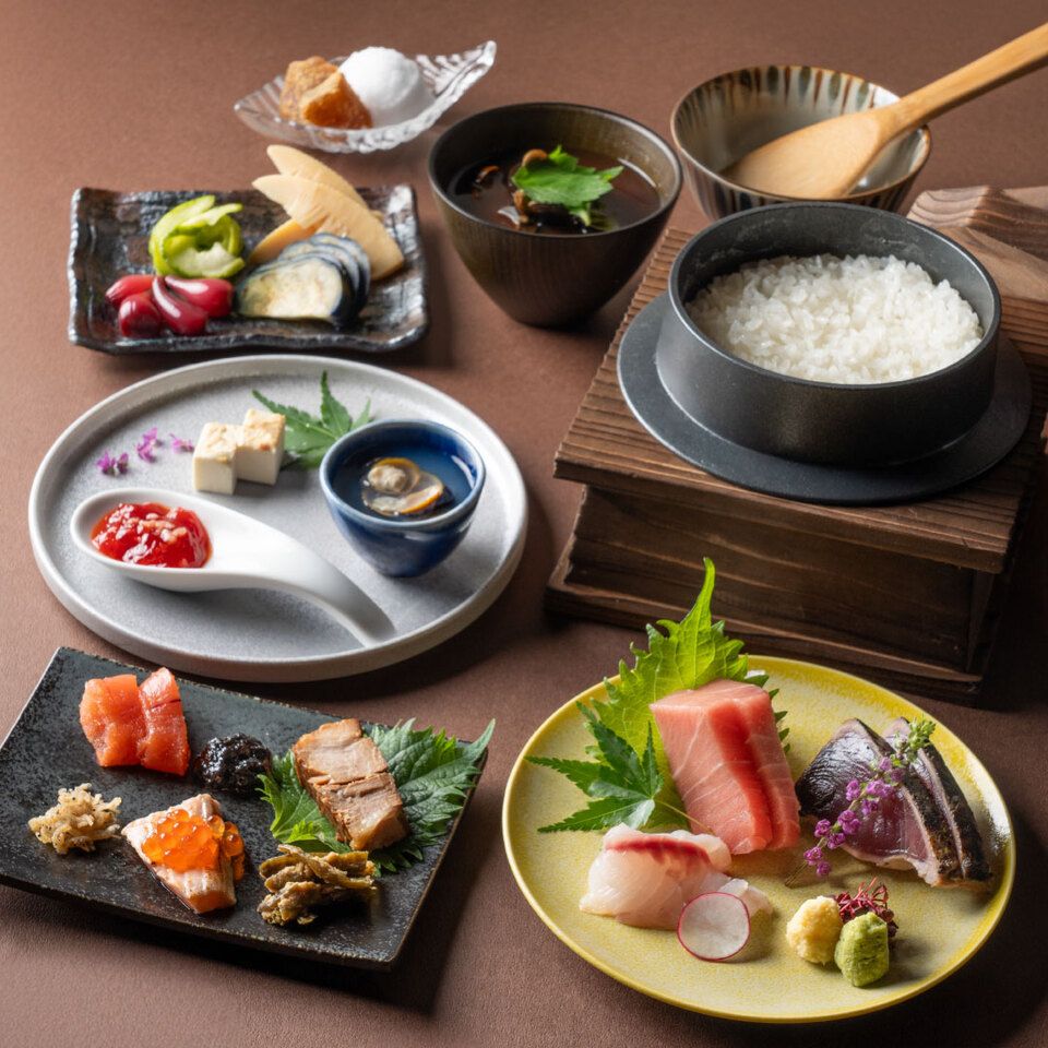 【土日祝限定】昼御膳　若穂～wakaho～ 6品メイン豚の角煮