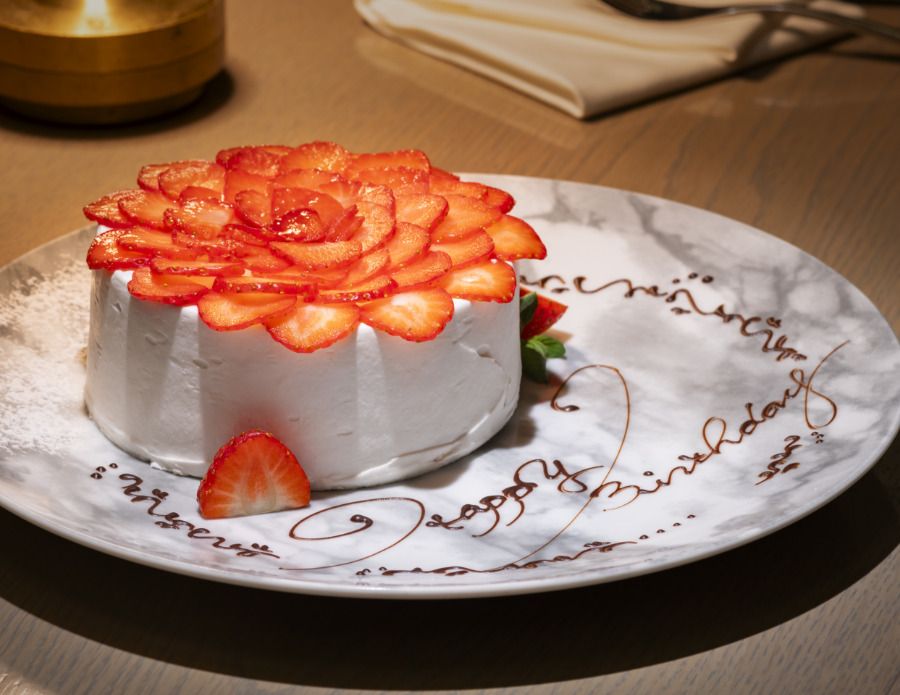 Dinner Anniversary [For a special anniversary] Casual sharing plan with champagne toast and anniversary cake 6 dishes 10 dishes