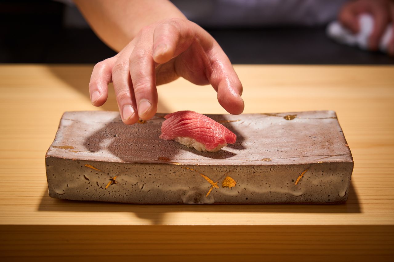 Nigiri Sakura