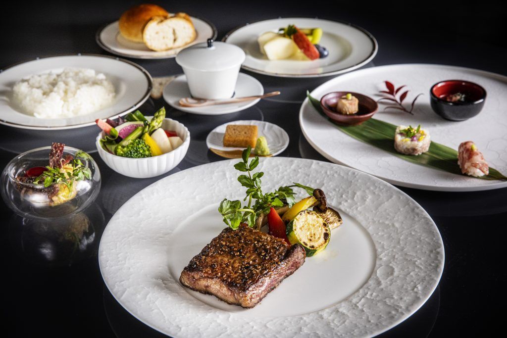 Kobe beef oven-grilled steak course