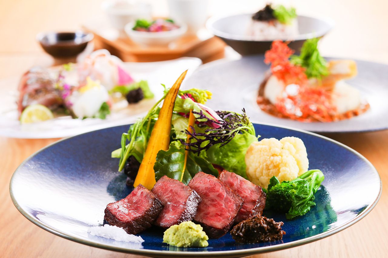 Tajima Wagyu Beef & Seafoods Course