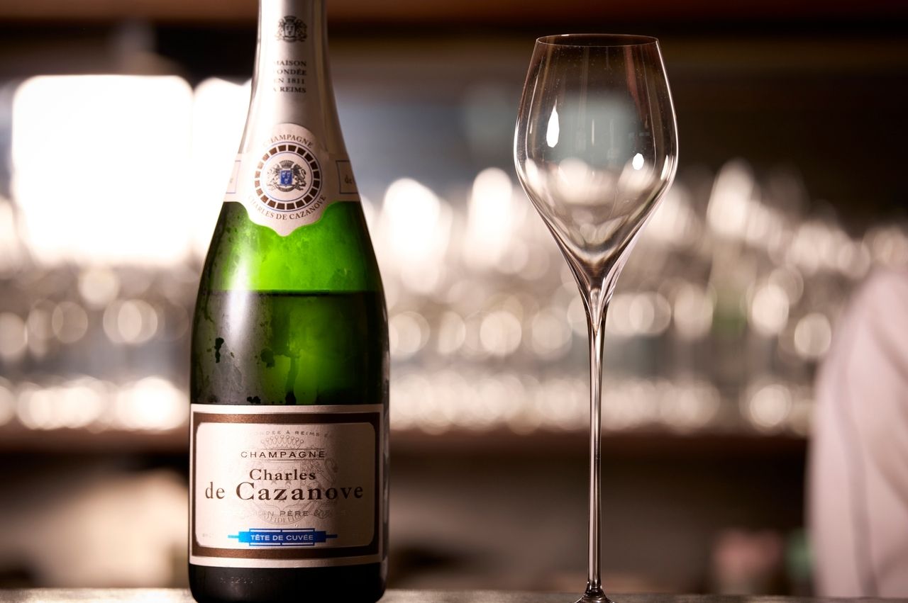 【搭配套餐3杯酒】尽享搭配当季美食和烤肉串