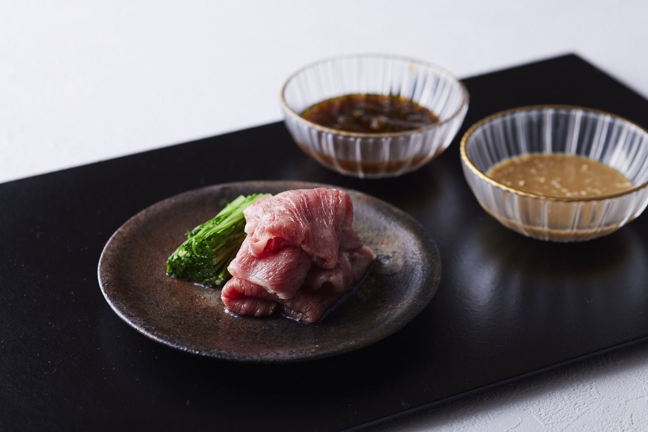 [AKAGI] Kuroge Wagyu beef sirloin shabu-shabu or sukiyaki