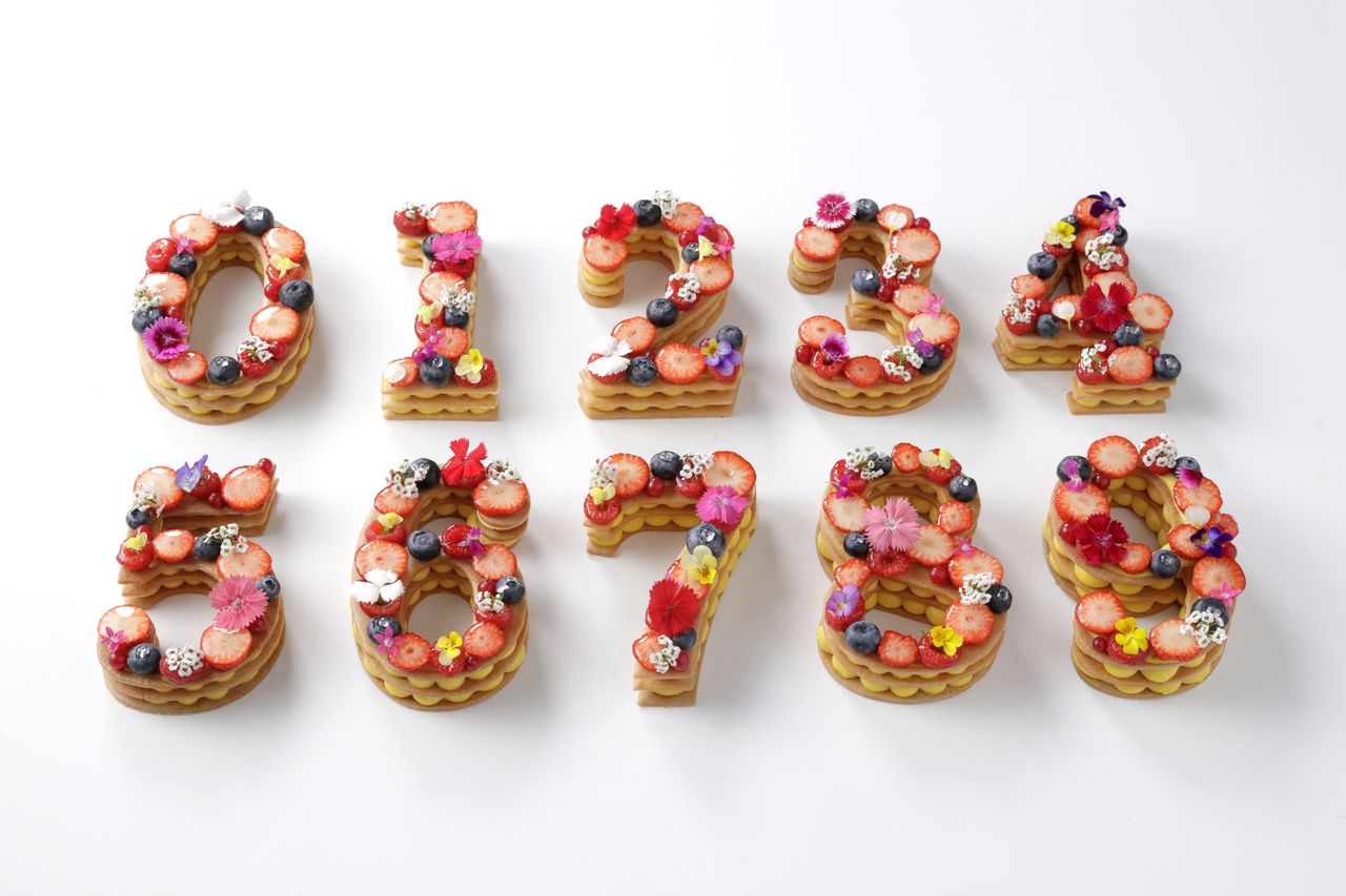 【推し活や記念日などのお祝いに】　ナンバーケーキ1台(1桁)+カラーカクテル　お二人で8,000円