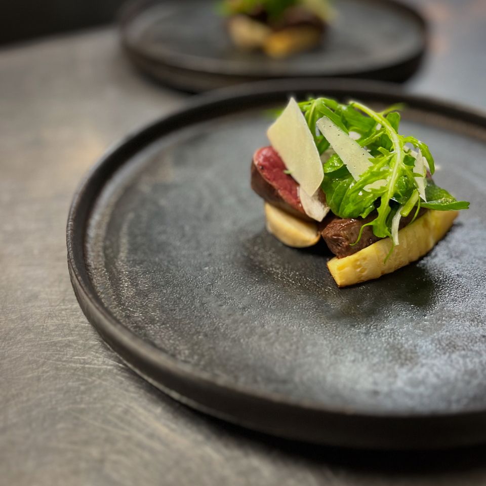 Lunch / Main course made with domestically raised beef