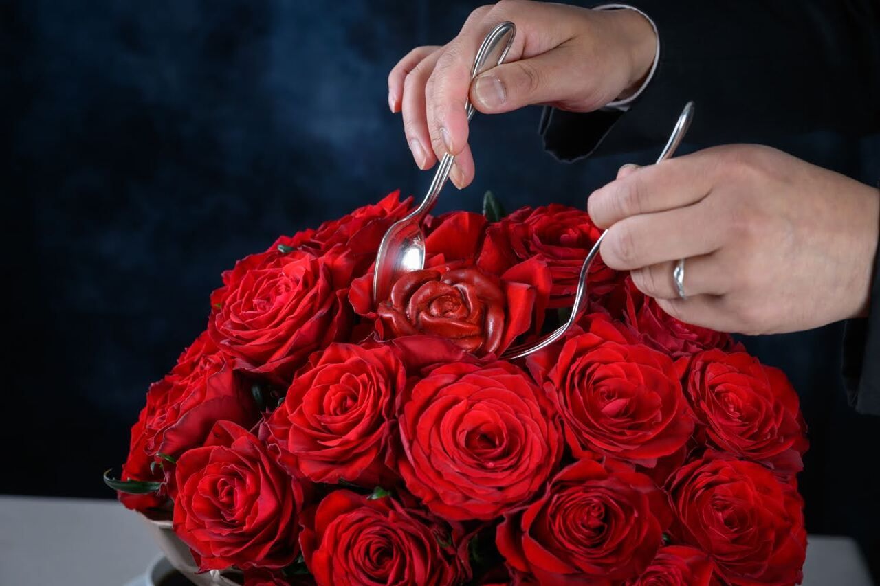 【ROSE in ROSE】記念日ランチコース（全7品+乾杯スパークリング+薔薇の花束）