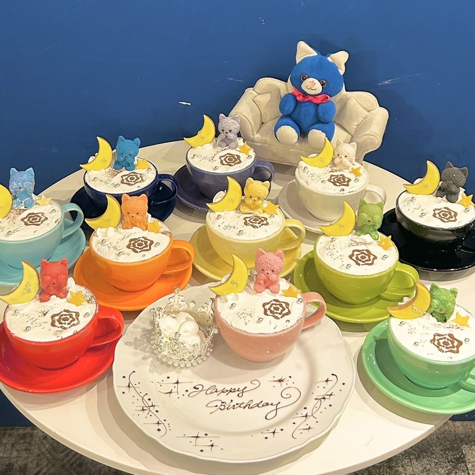 [Recommended for celebrating your favorite idol!] Eve cat Parfait plate