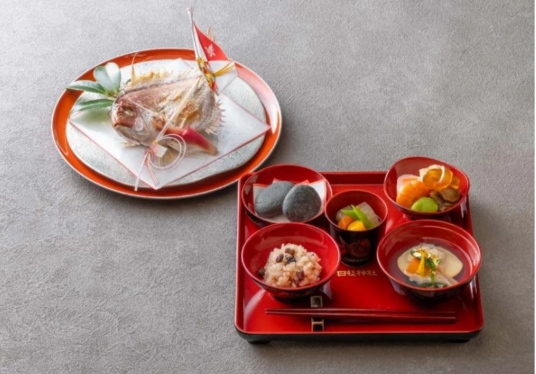お食い初め膳