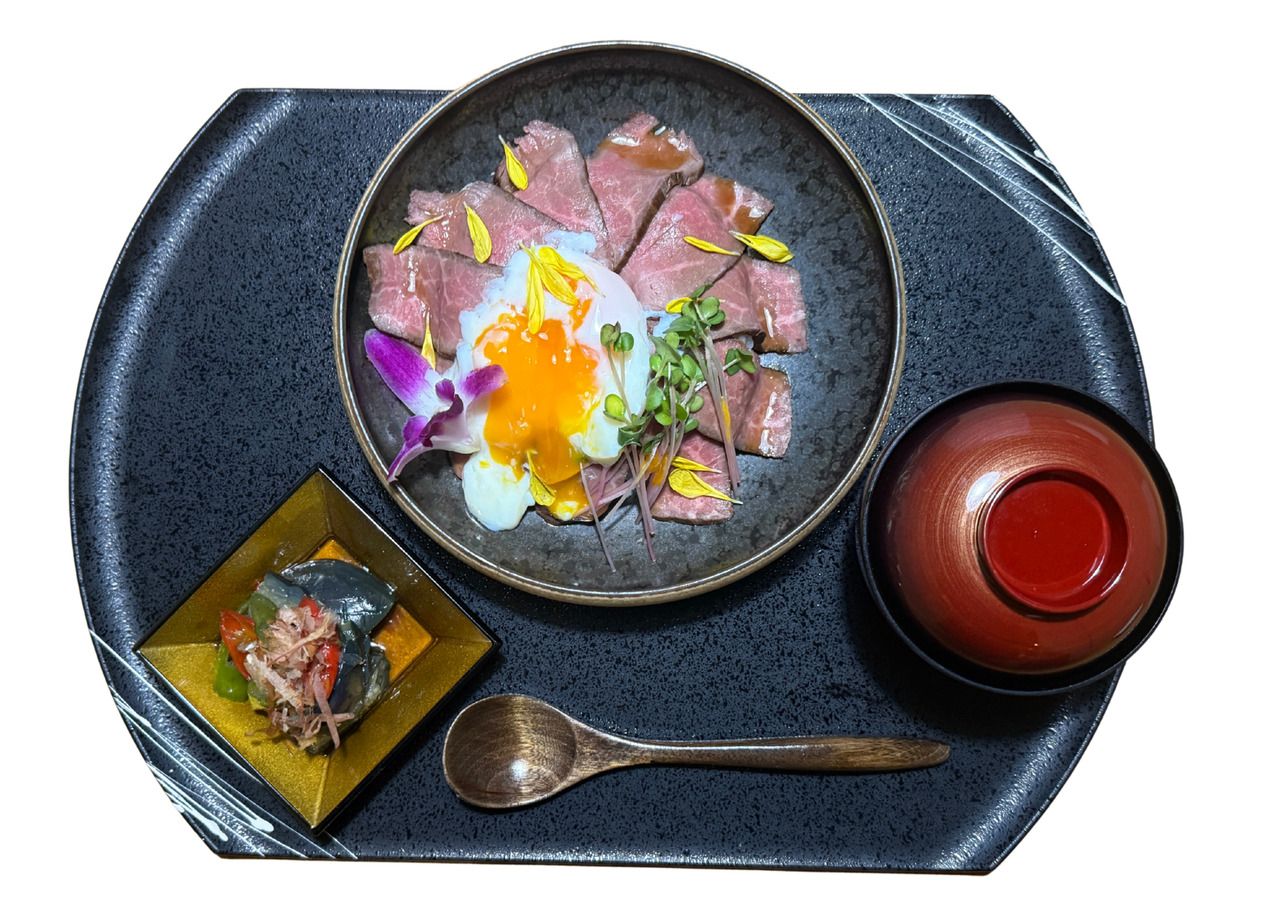 Roasted WAGYU Beef Bowl Lunch Set