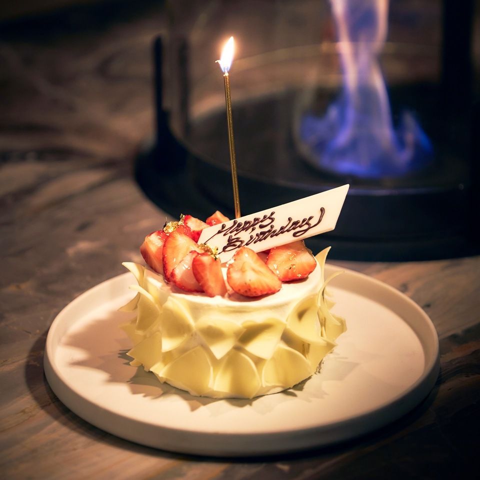 【DinnerTime】”Anniversary course”乾杯スパークリングワイン×Share Plan×ホールケーキ