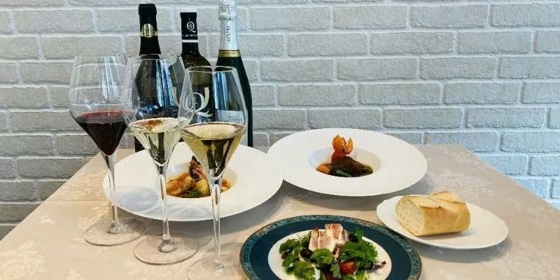 [Apero Pairing Plan] 3 carefully selected wines by our sommelier paired with 3 dishes suggested by Grand Chef Nakamura.