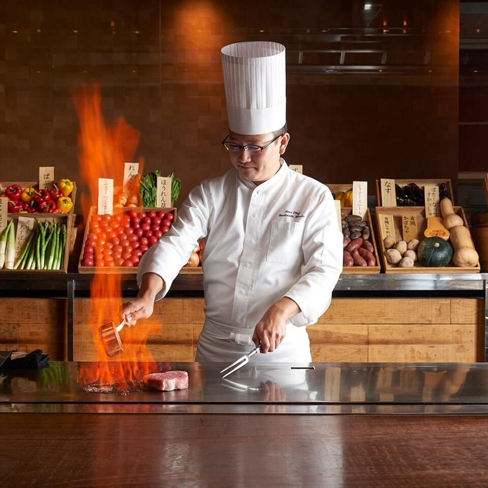 【Lunch Ccourse】 Fish dishes and Japanese Kuroge wagyu beef 80g, garlic rice as well