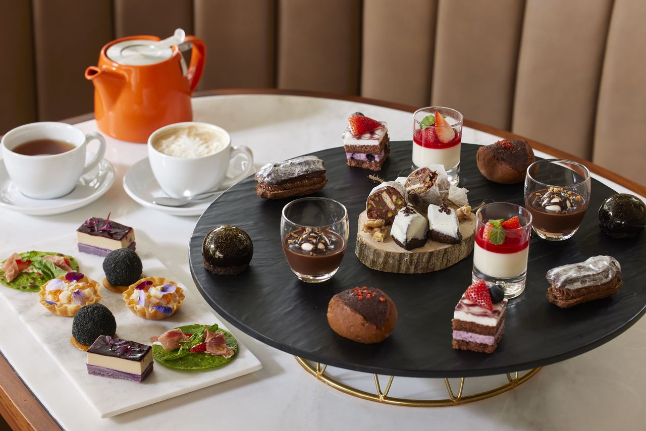 12月～【chocolate and strawberry afternoon tea】土曜日限定