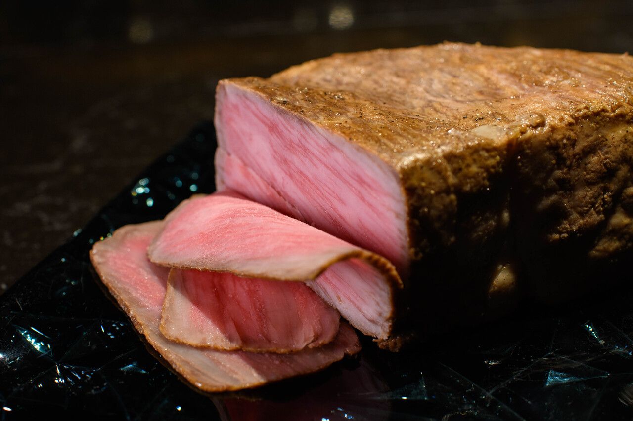 Chinese herbal medicine Wagyu roast beef