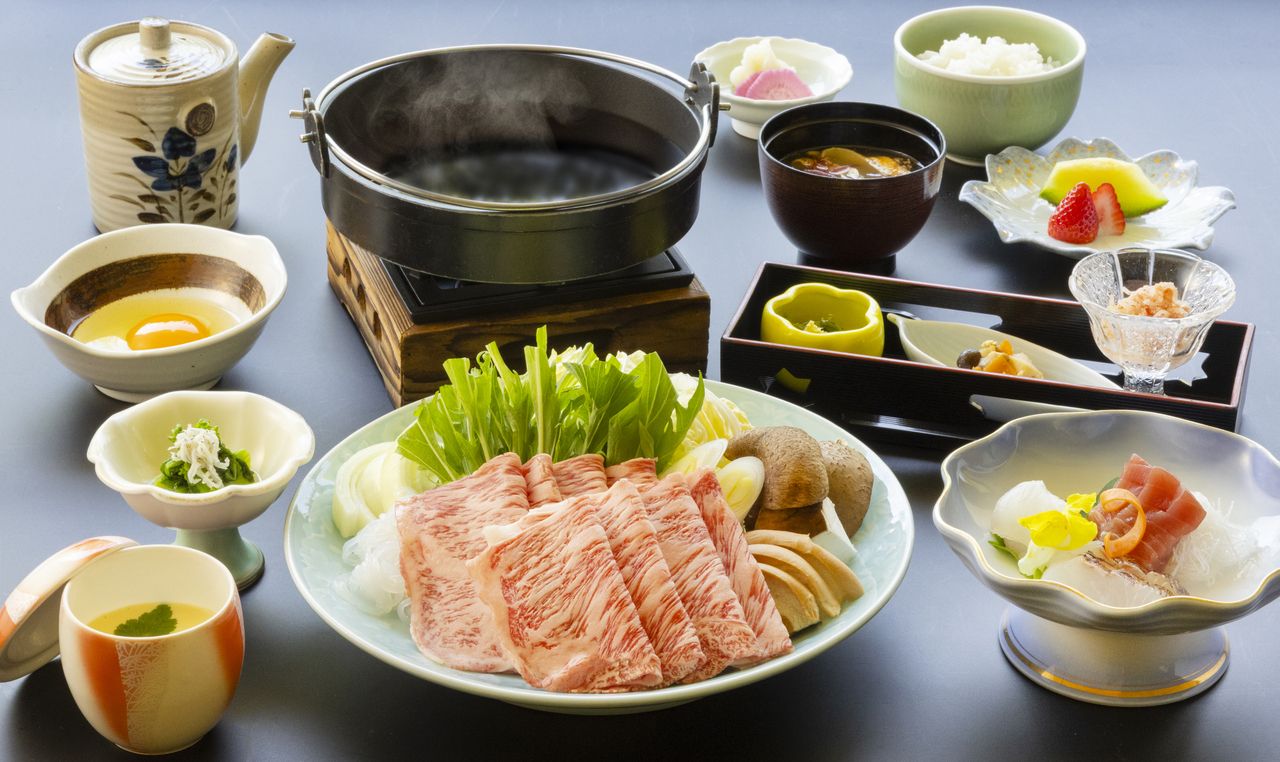 [Nanasigure] Maezawa Beef Sukiyaki Course